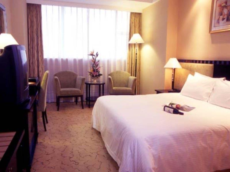 Best Western New Century Hotel Шанхай Номер фото