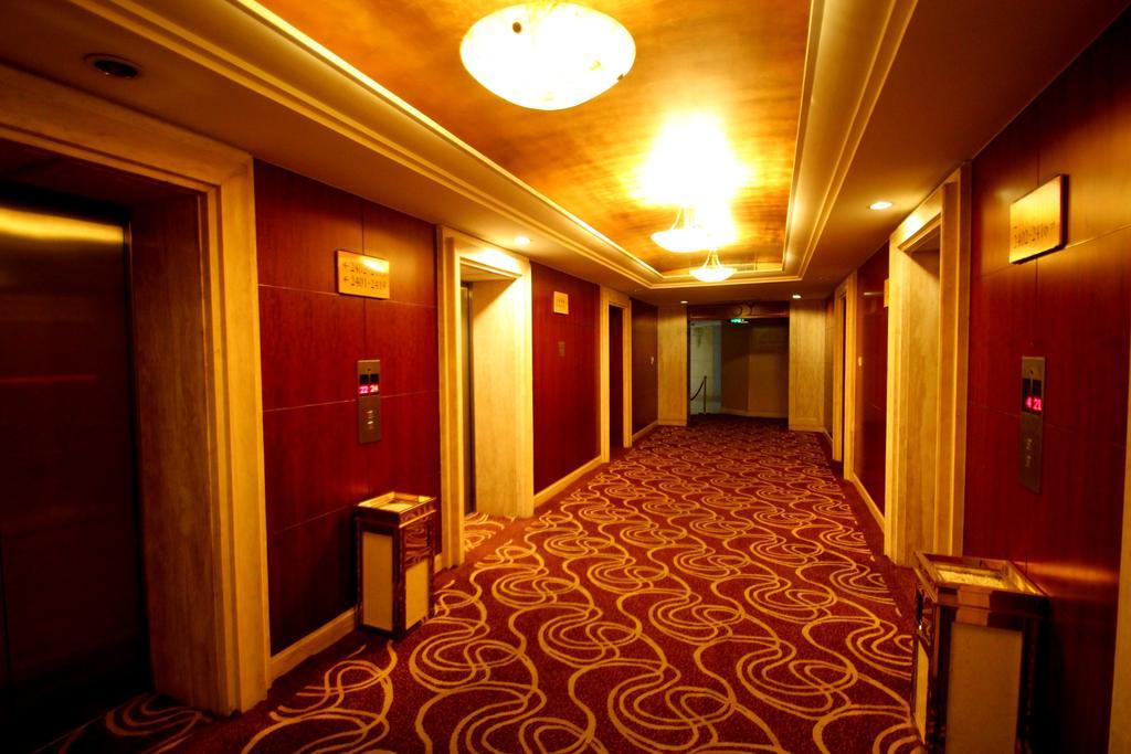 Best Western New Century Hotel Шанхай Екстер'єр фото